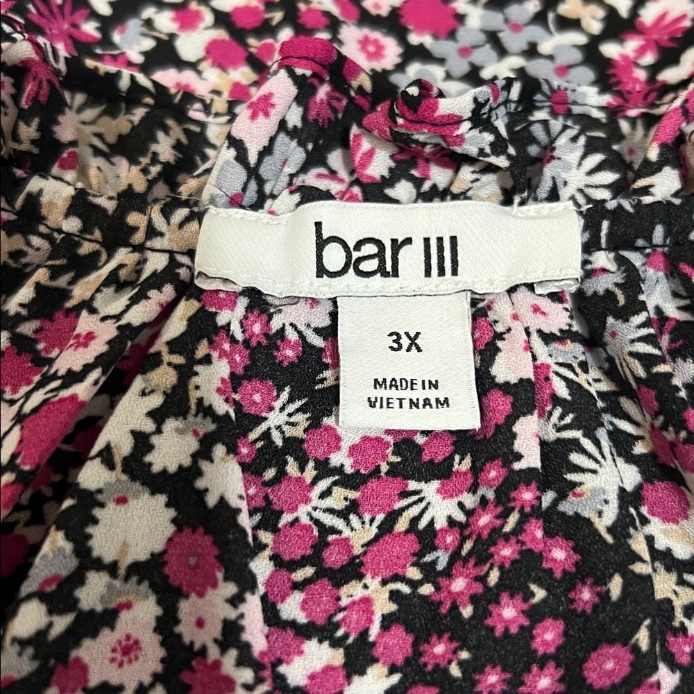 Bar iii Women’s Ditsy Floral Print Blouse NWT retail $69 - Picture 6 of 8